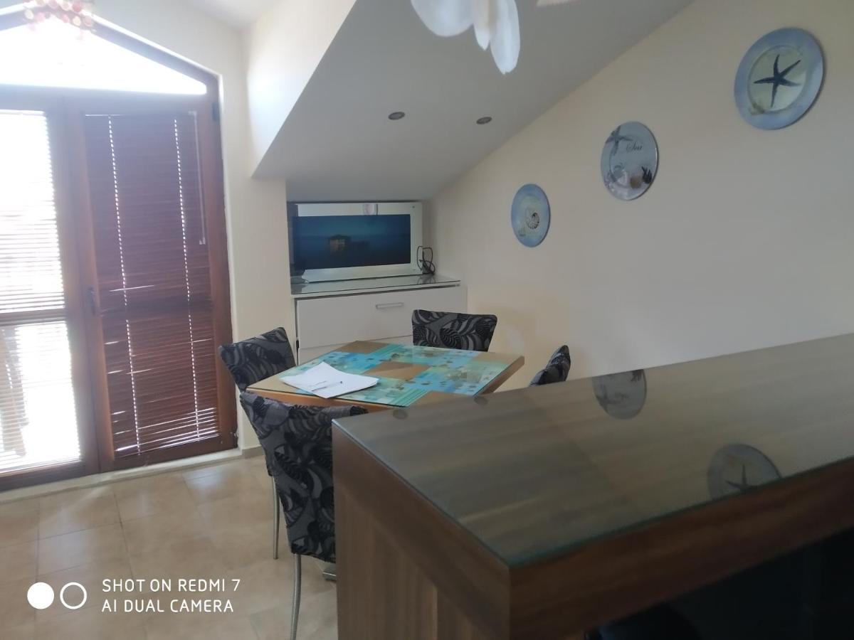 Лилия Apartment Sozopol Exterior photo